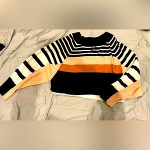 Free People slouchy sweater- great condition